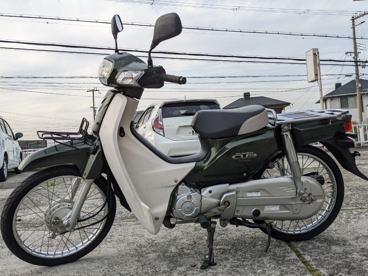 ホンダ スーパーカブ５０ (AA04型) 美車!!　低走行車!! 全国発送OK!! 4⁄24まで値下げ！超低走行美車 ホンダ AA04 スーパーカブ50FI 長野県